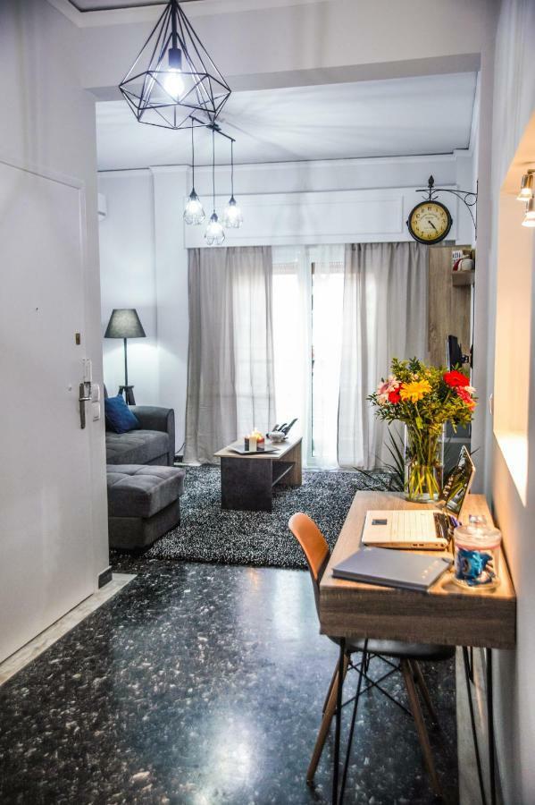 Luxury Apartment Near Acropolis! In The Heart Of Athens! Екстериор снимка
