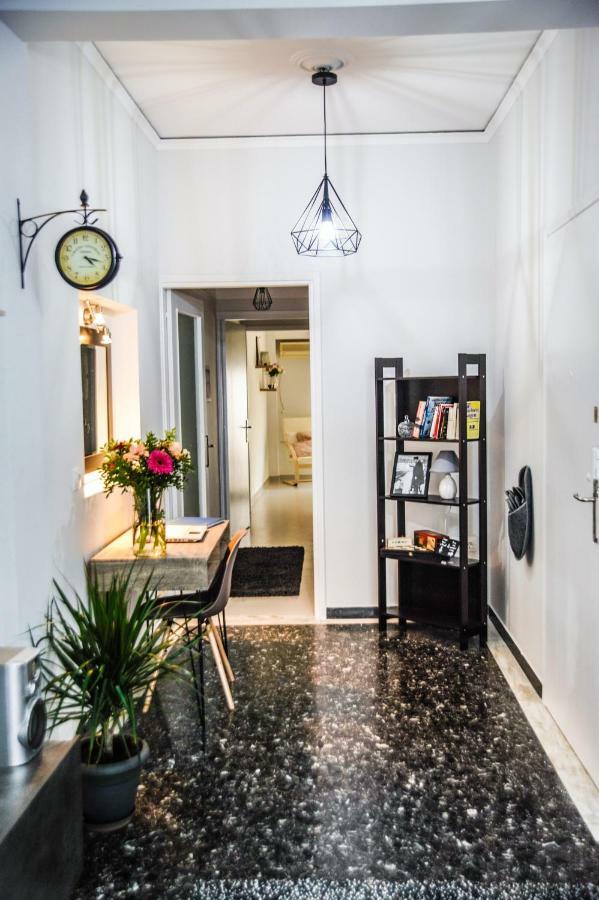 Luxury Apartment Near Acropolis! In The Heart Of Athens! Екстериор снимка